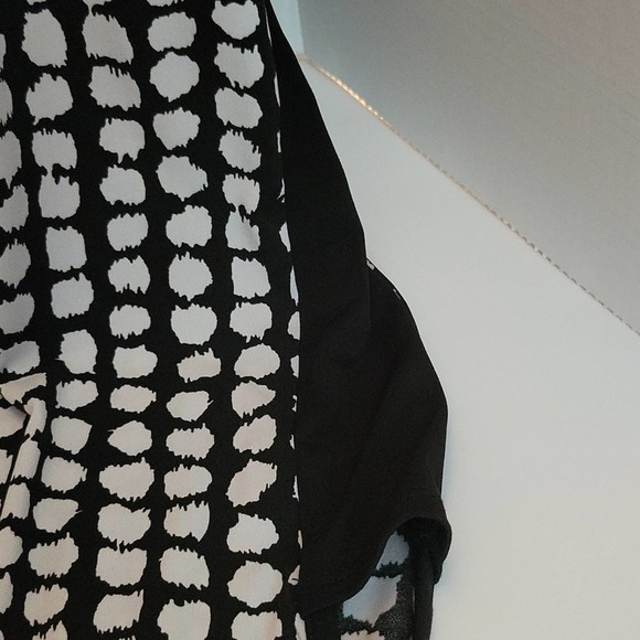 Susan Graver 1X Black & White Tank - Picture 2 of 7